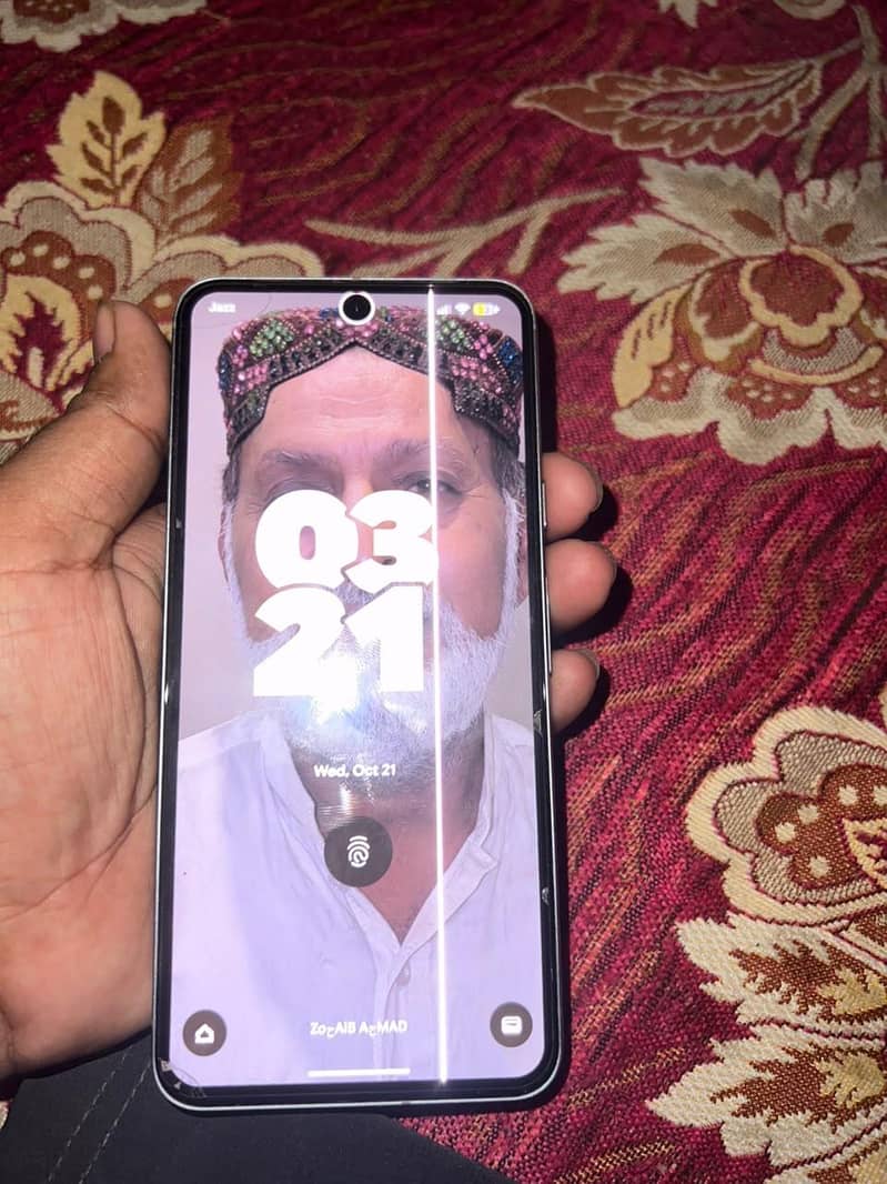 Google Pixel 8 3
