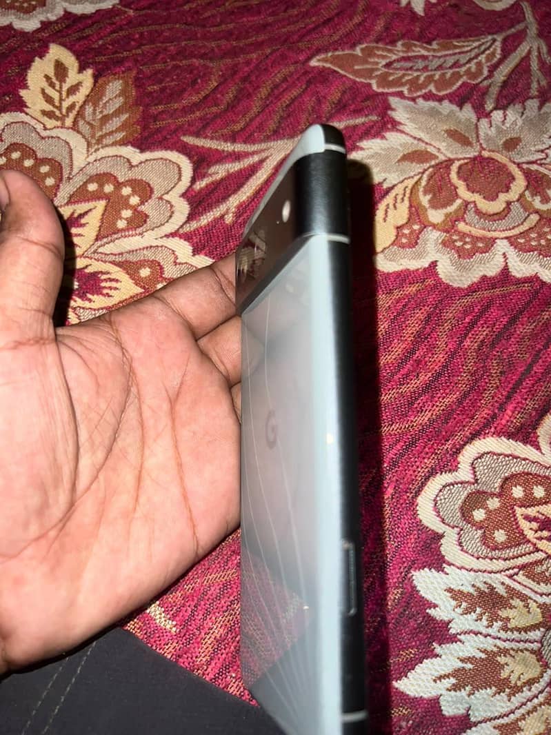Google Pixel 8 5