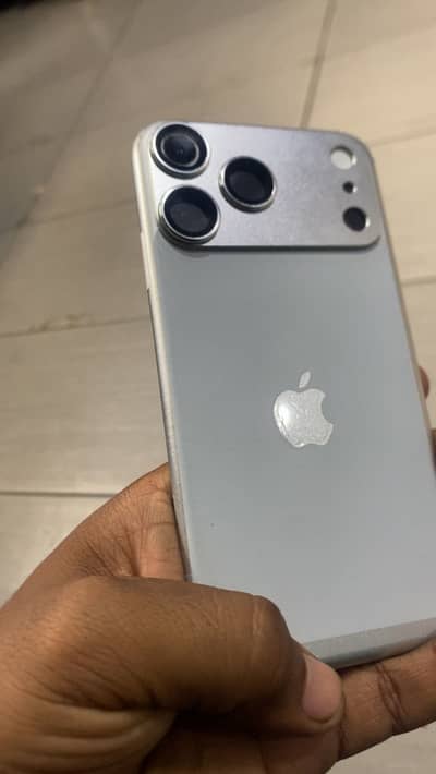 Apple iPhone XR
