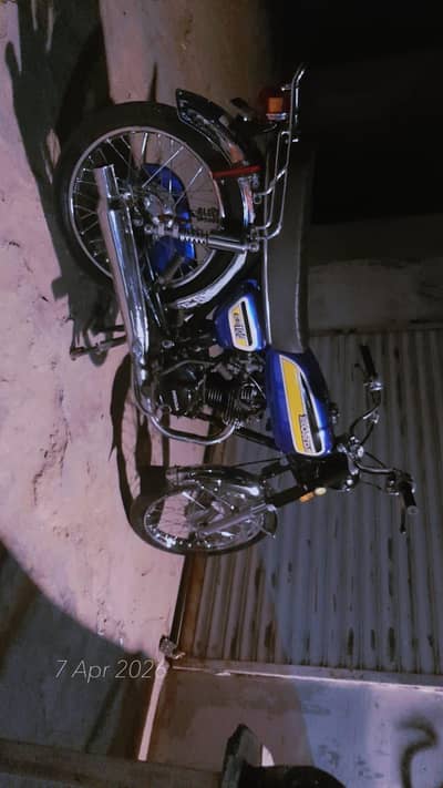 CB 180