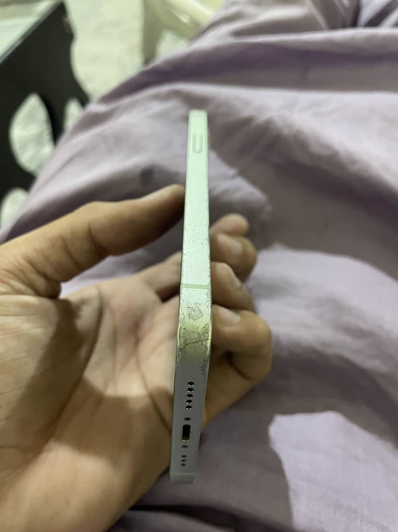 Apple iPhone 12 2