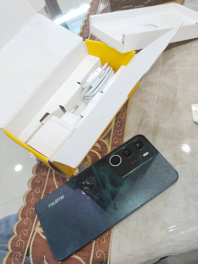 Realme C71 4