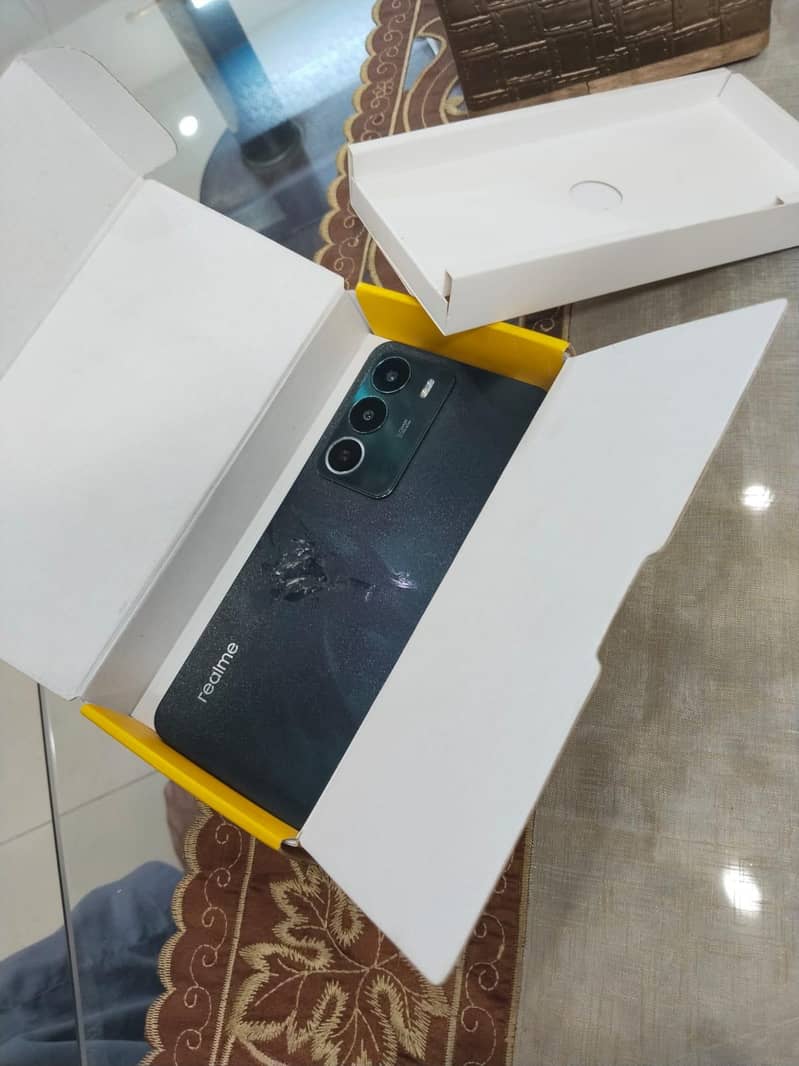 Realme C71 9