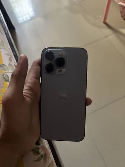 Apple iPhone 13 Pro