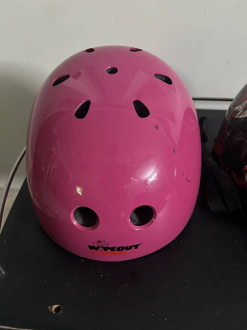 Bicycle Helmet 0