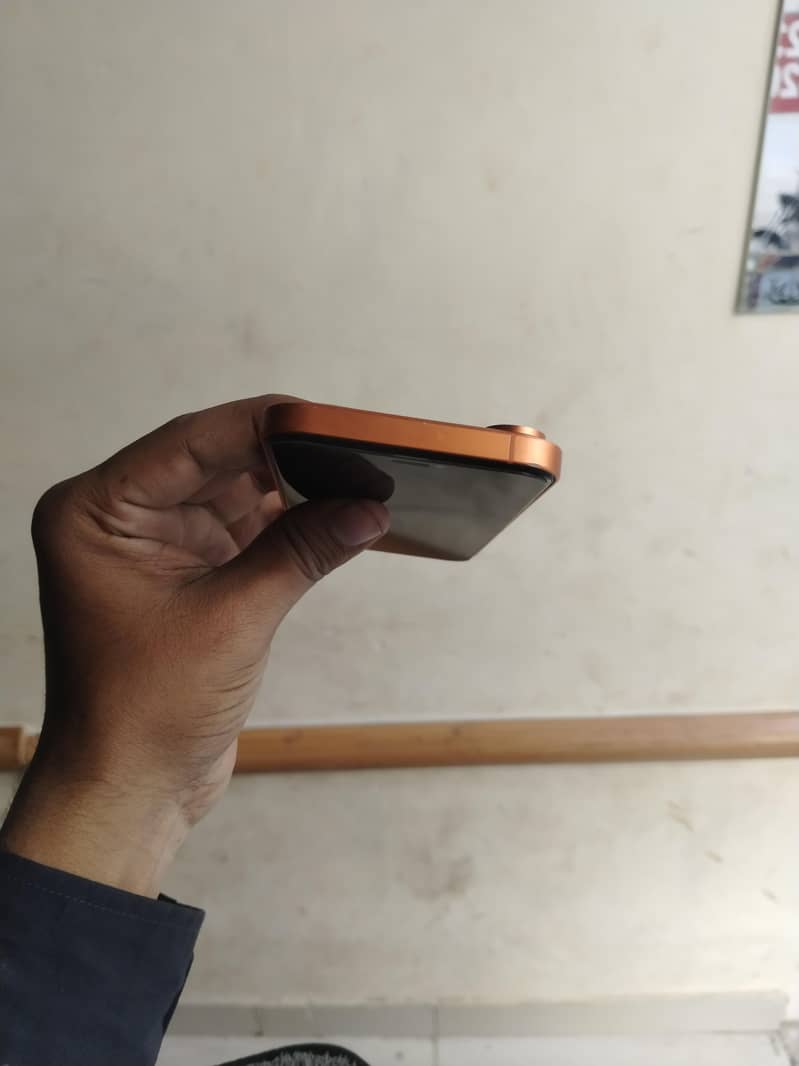 Apple iPhone XR 3