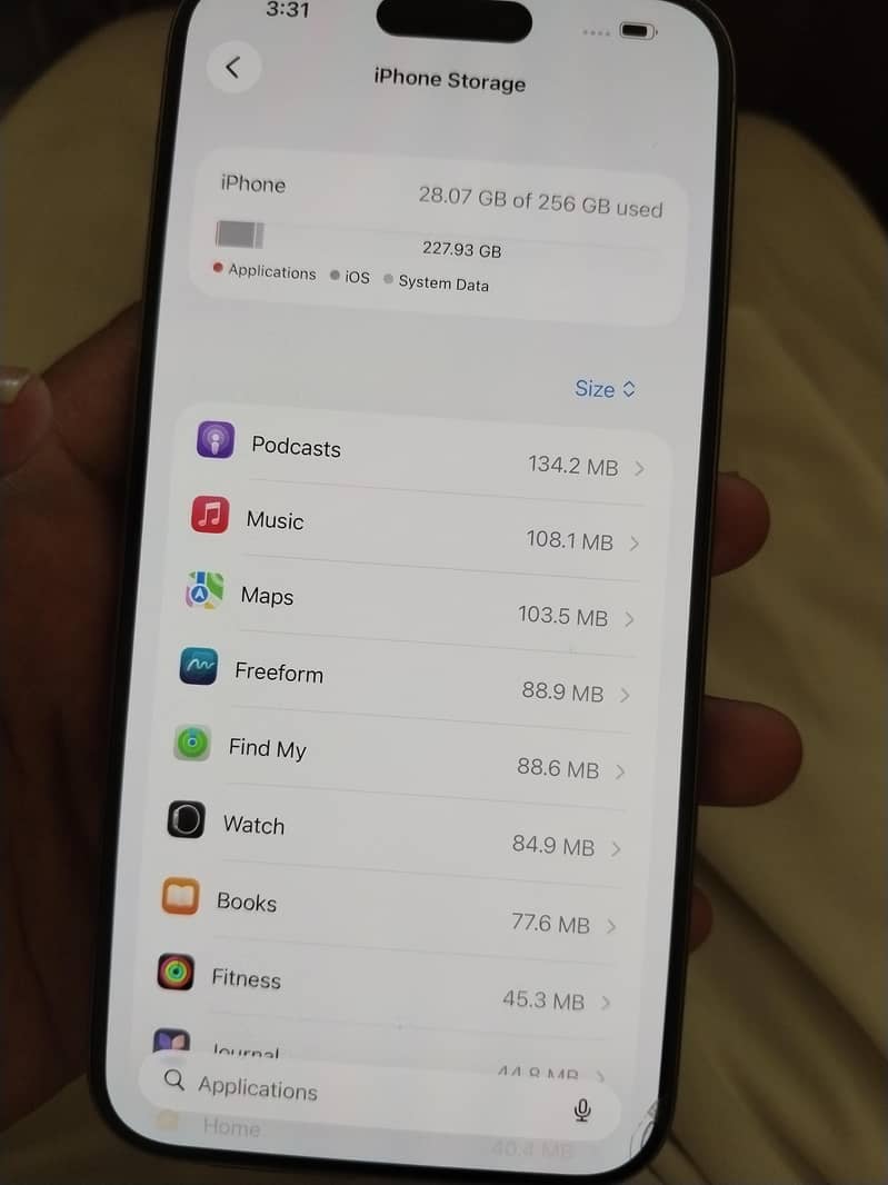Apple iPhone 15 Pro Max 2