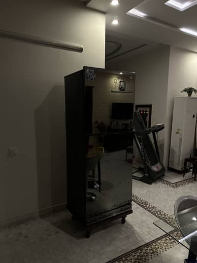 PEL 20190 Glass Door Refrigerator
