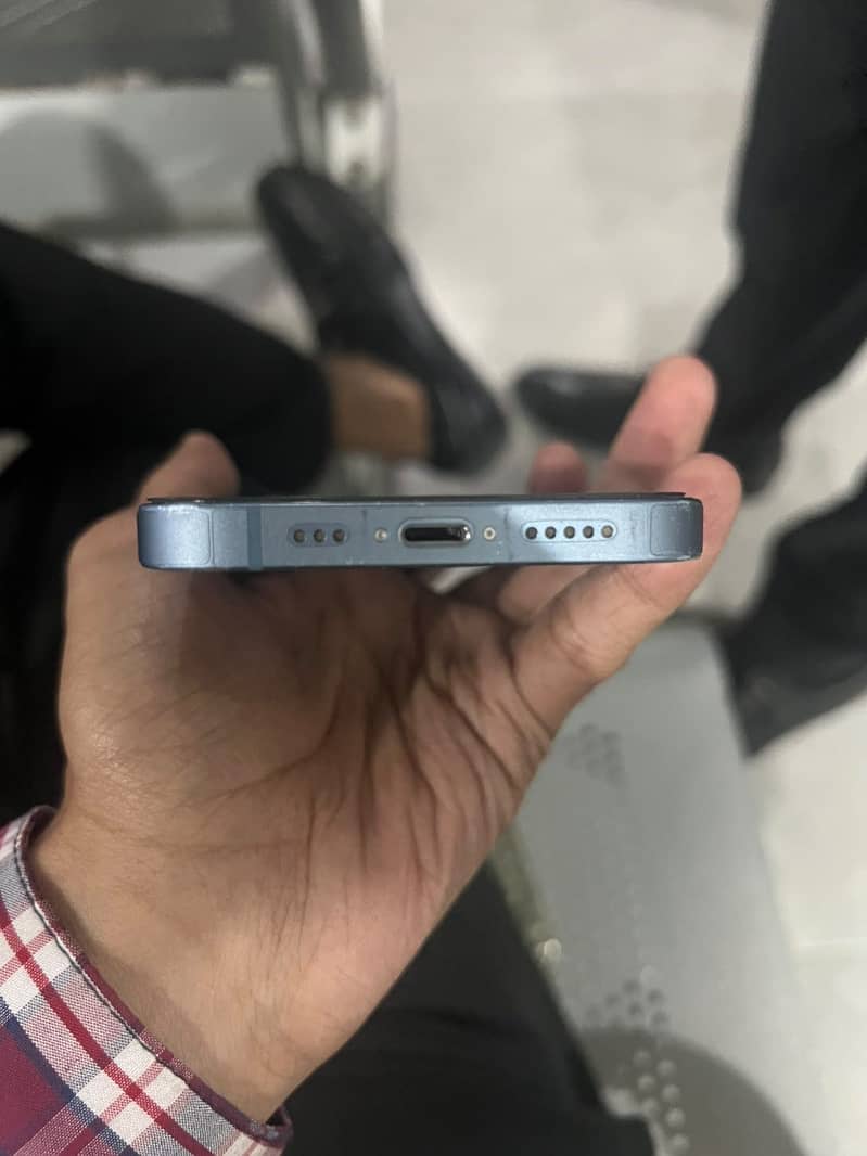 Apple iPhone 14 2