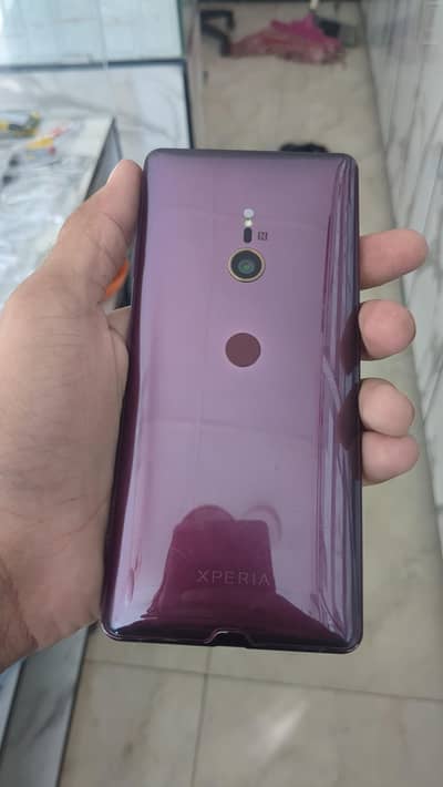 Sony XZ2