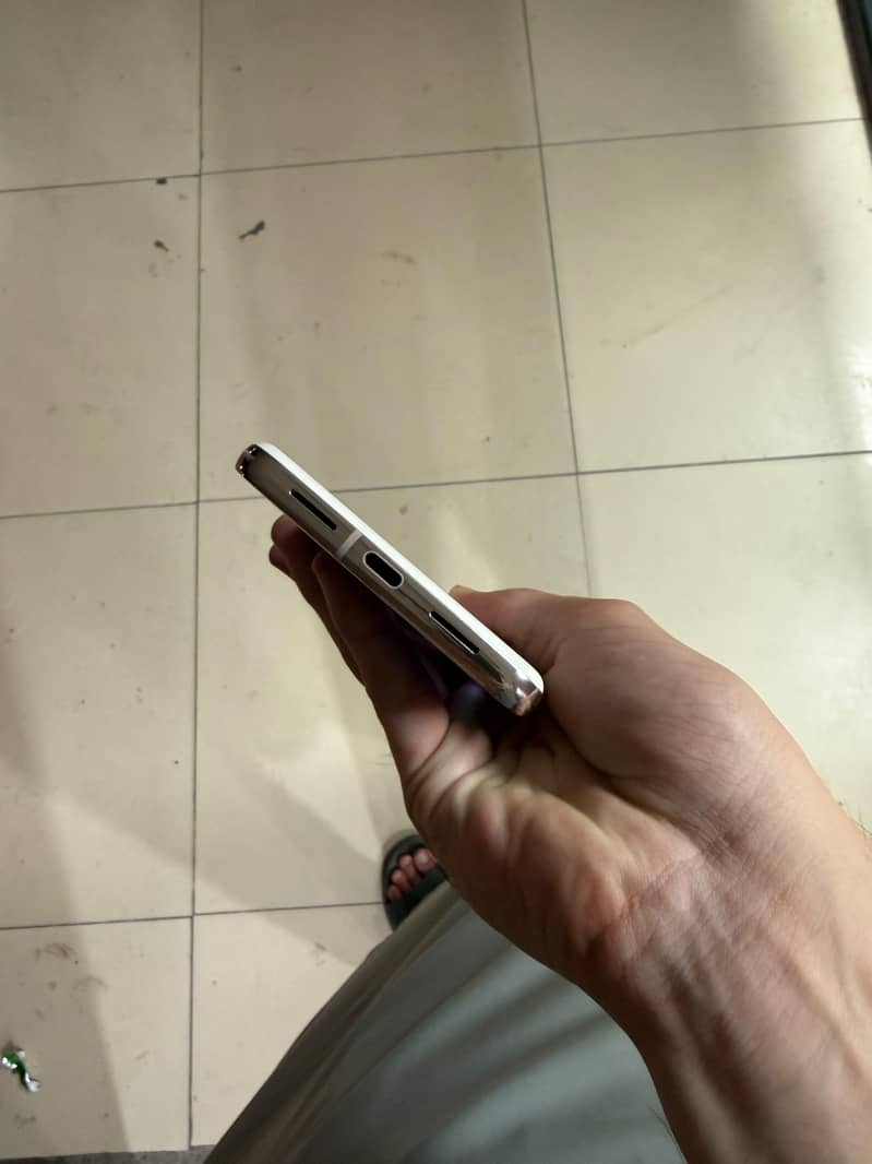 Google Pixel 8 Pro 0