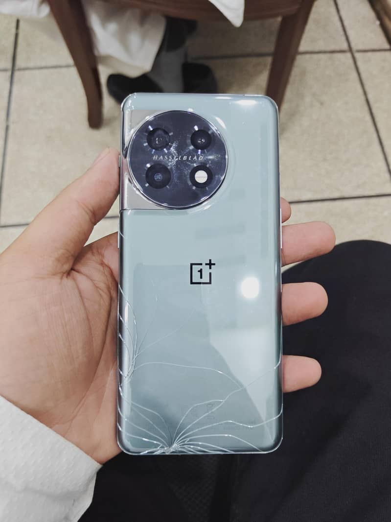 One Plus 11 1