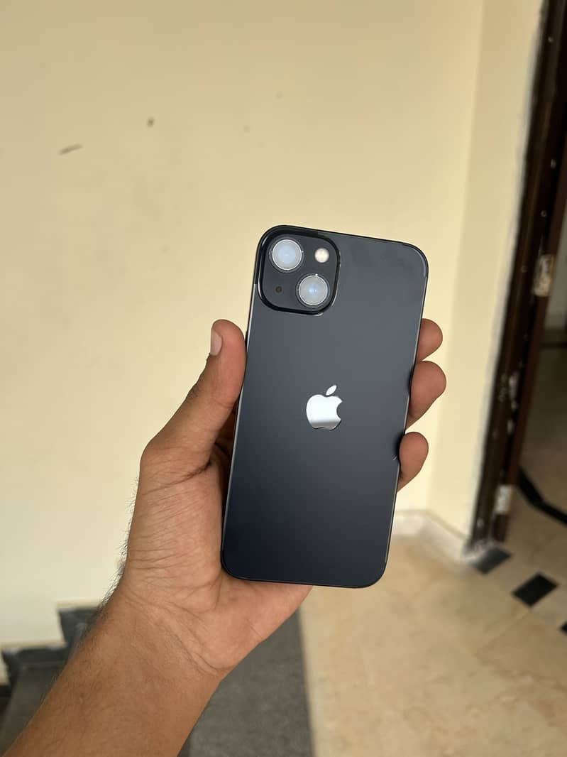 iPhone 13 11