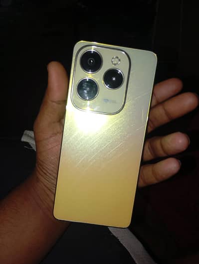 Infinix Hot 40 Pro