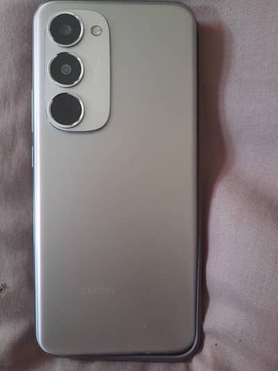 Tecno Spark 40 pro plus