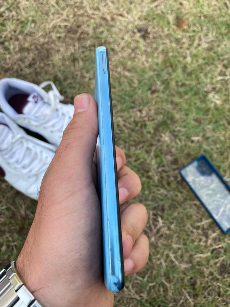 Samsung Mobile A32 3