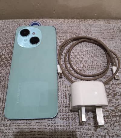Tecno Spark Go 1
