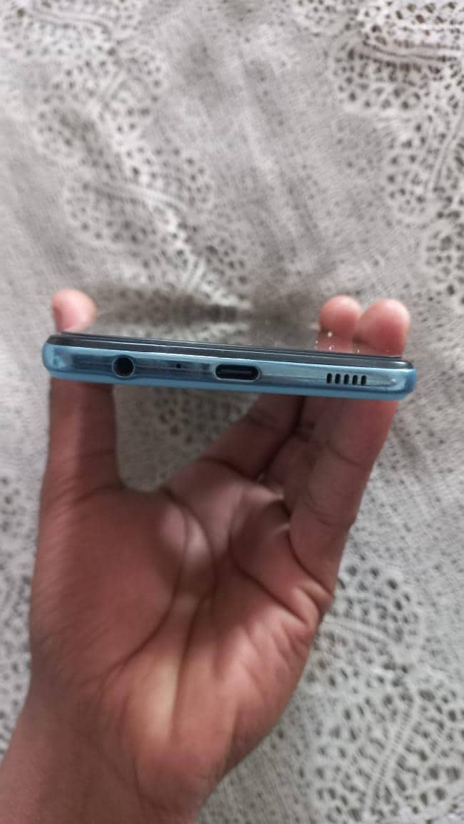 Samsung Mobile A72 0