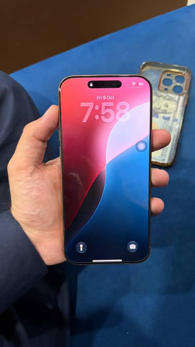 Apple iPhone 16 Pro Max