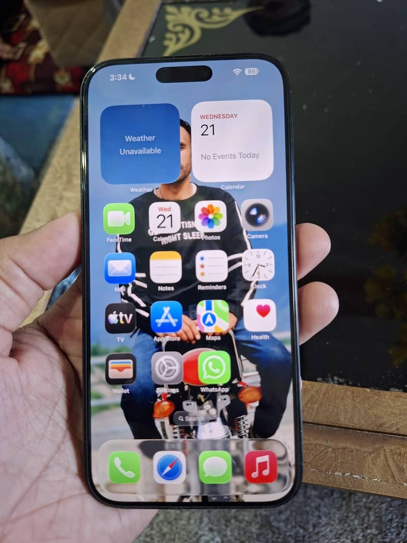 Apple iPhone 16 Pro Max jv 5