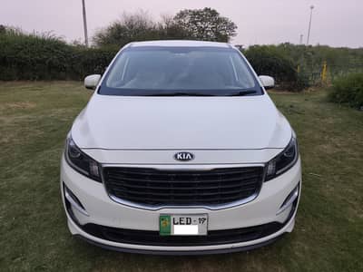 KIA Carnival EX 2019