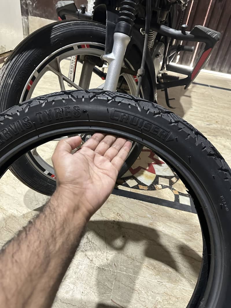 tyre 100/90/18 4