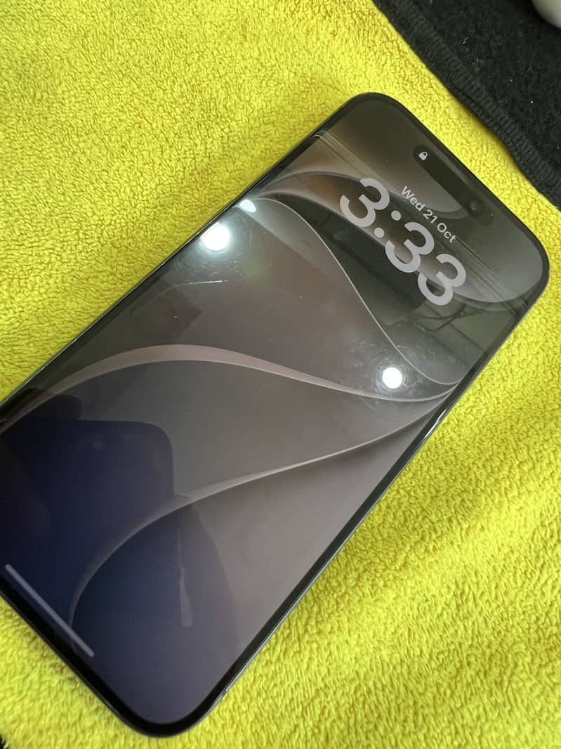 Apple iPhone 15 Pro 0