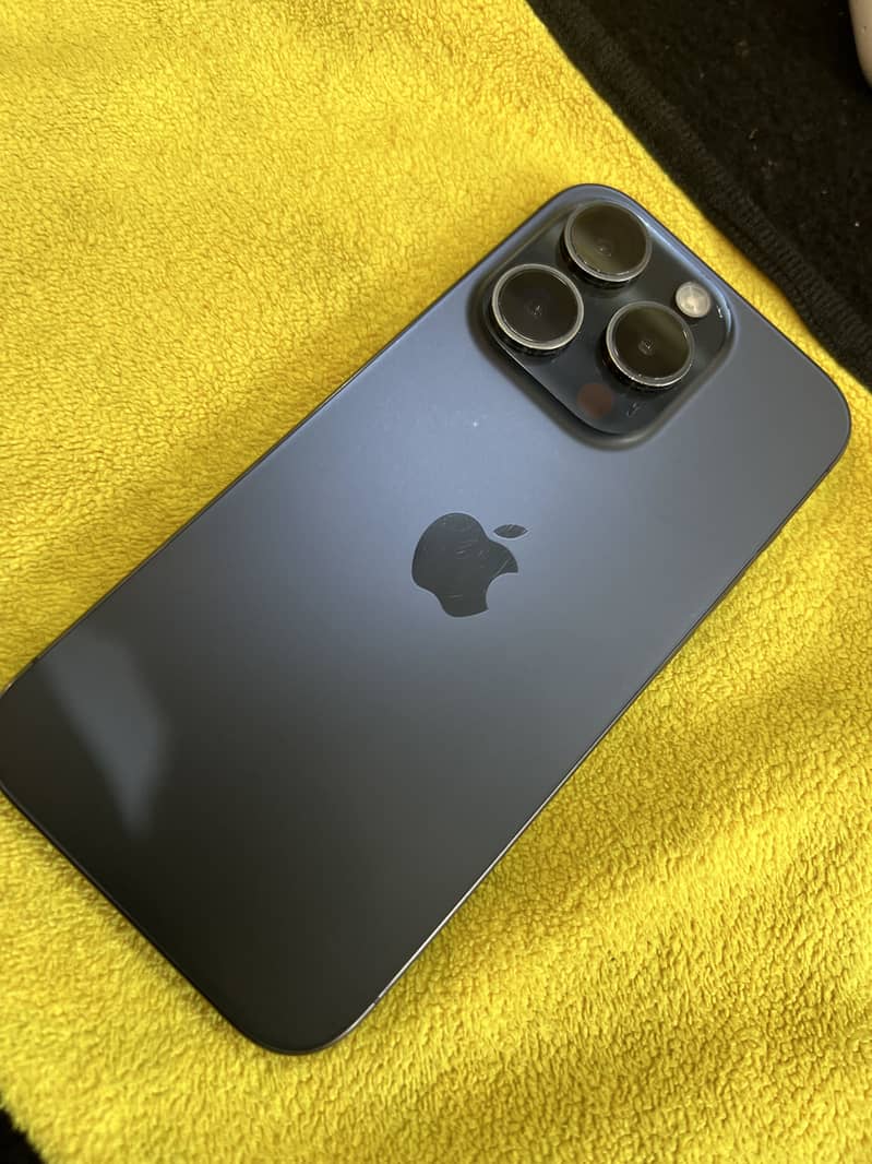 Apple iPhone 15 Pro 1