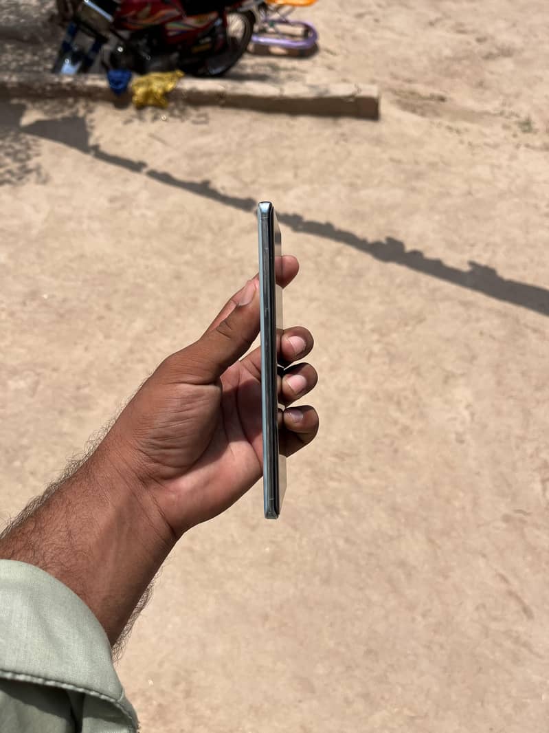 Vivo V30 2