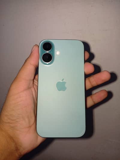 Apple iPhone 16