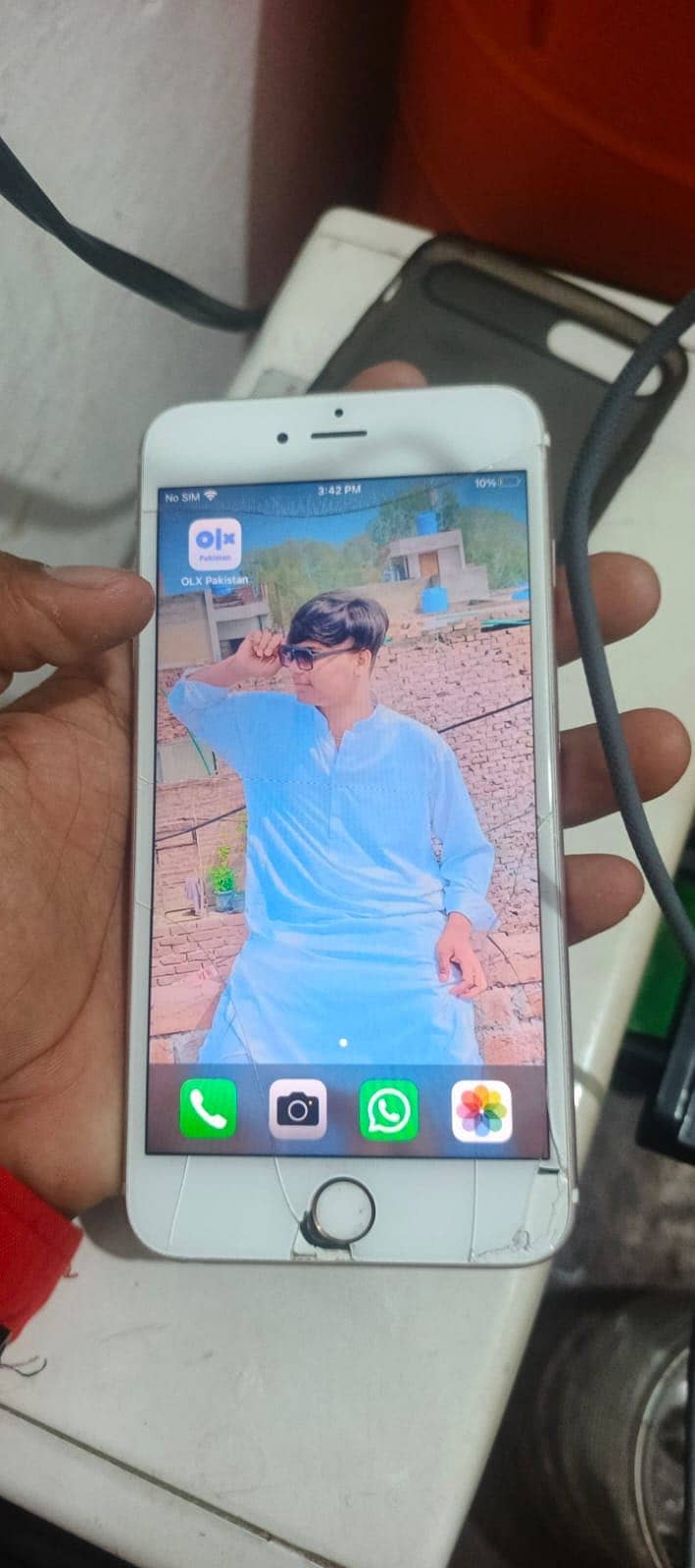 Apple iPhone 6S Plus 4