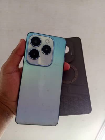 Infinix Hot 40
