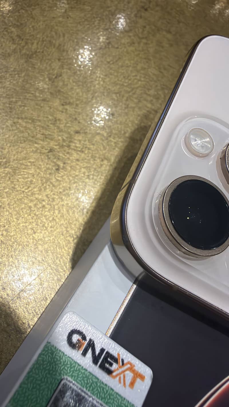 Apple iPhone 16 Pro Max 3
