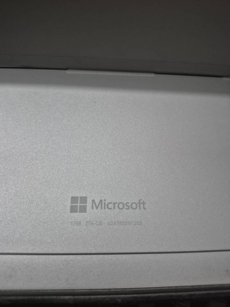 Microsoft Surface Pro 6 2