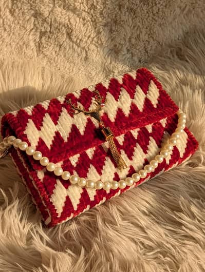 Handmade Woolen Bag with Pearl Strap – Red & White