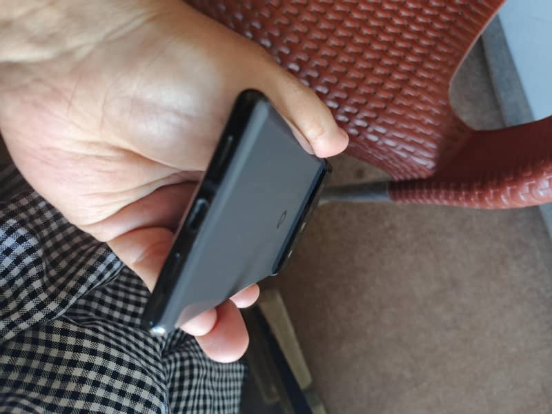 GOGLE PIXEL 6 PRO 14