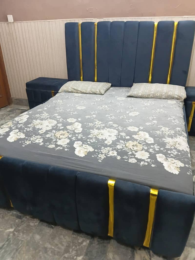 LUXURY Bed 11