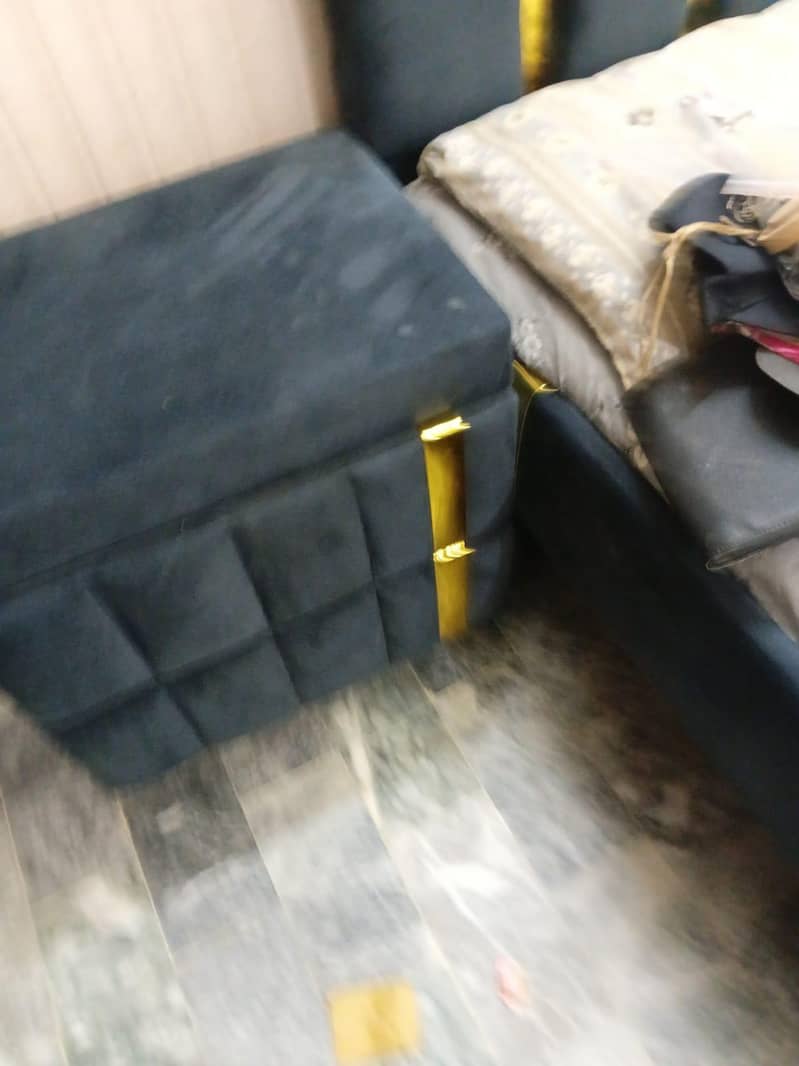 LUXURY Bed 14