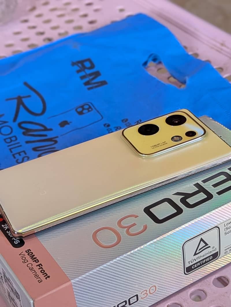 Infinix Zero 30 1