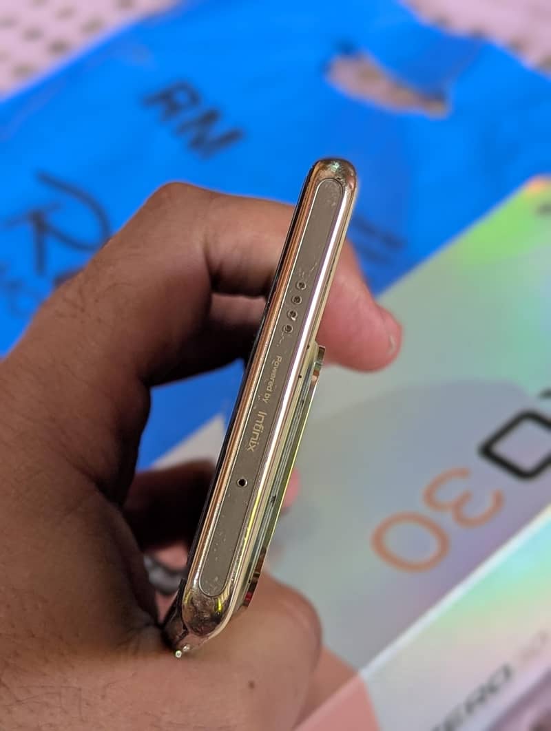 Infinix Zero 30 7