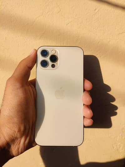 Apple iPhone 12 Pro | 4 Month Sim time