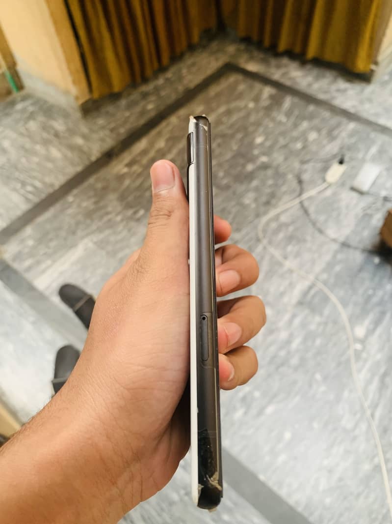 Google Pixel 6a 4