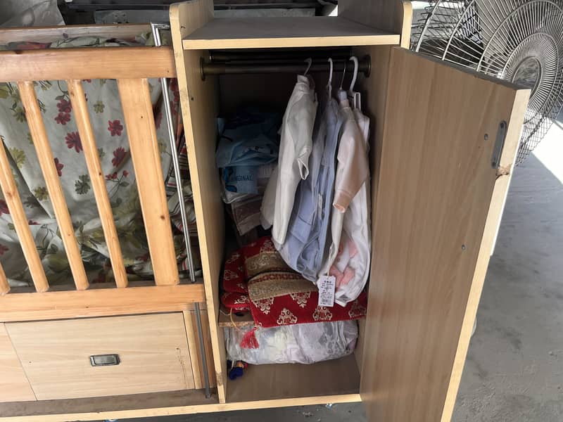 Baby cot 1