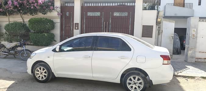 Toyota Belta 2007