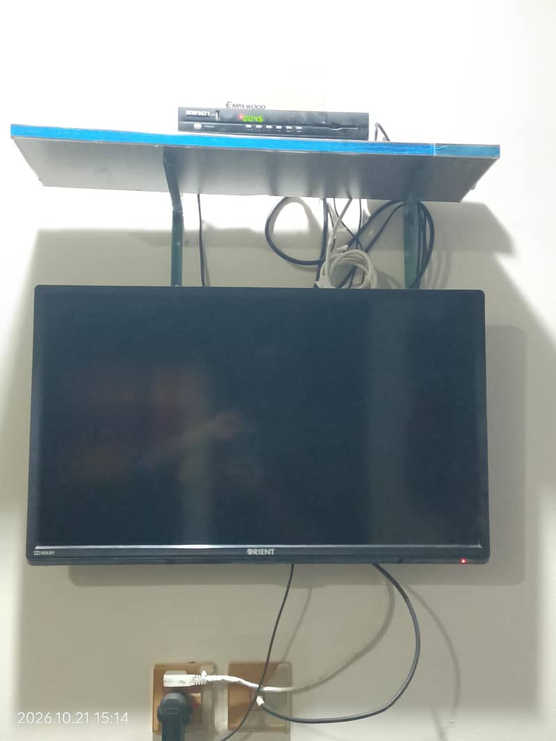 lcd tv 1