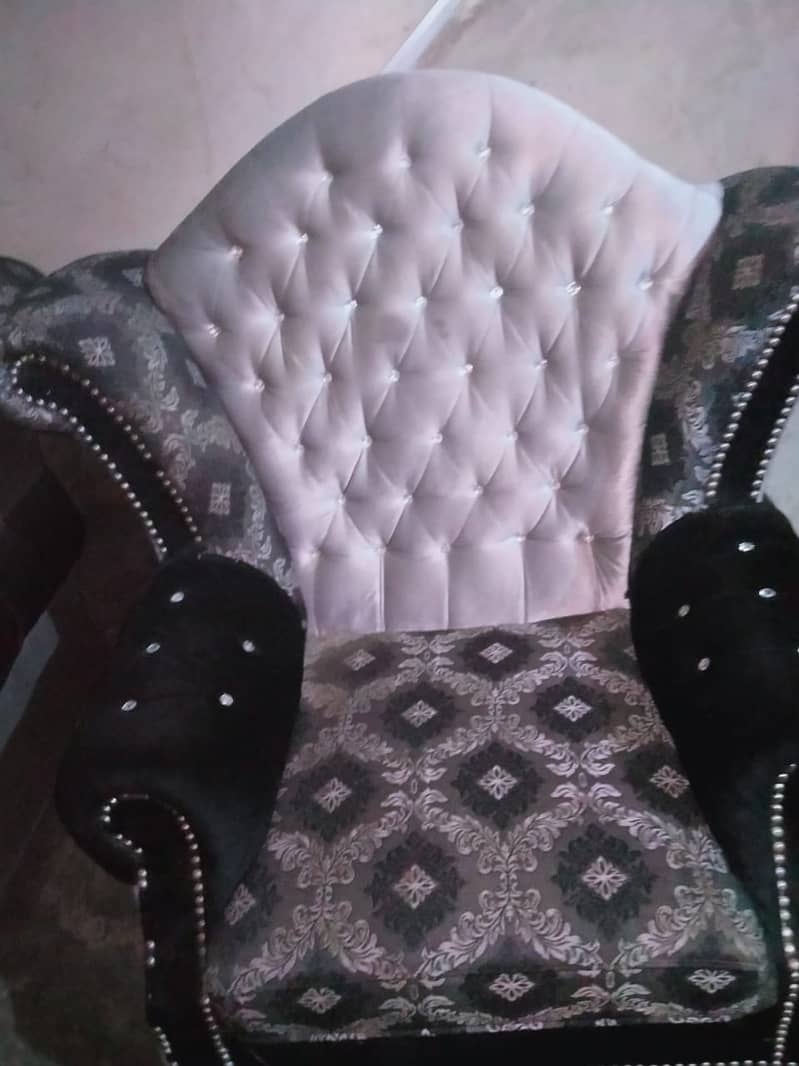 7 Seater Sofa 0