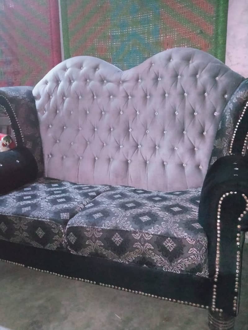 7 Seater Sofa 1