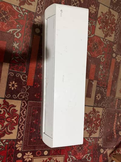 Gree G10 AC DC inverter 1.5 tons