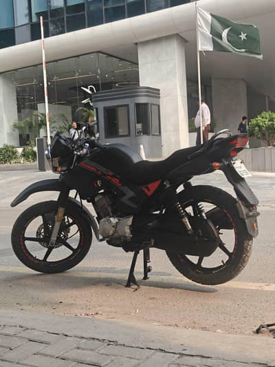 Yamaha 125G 2021 model condition is 9/10