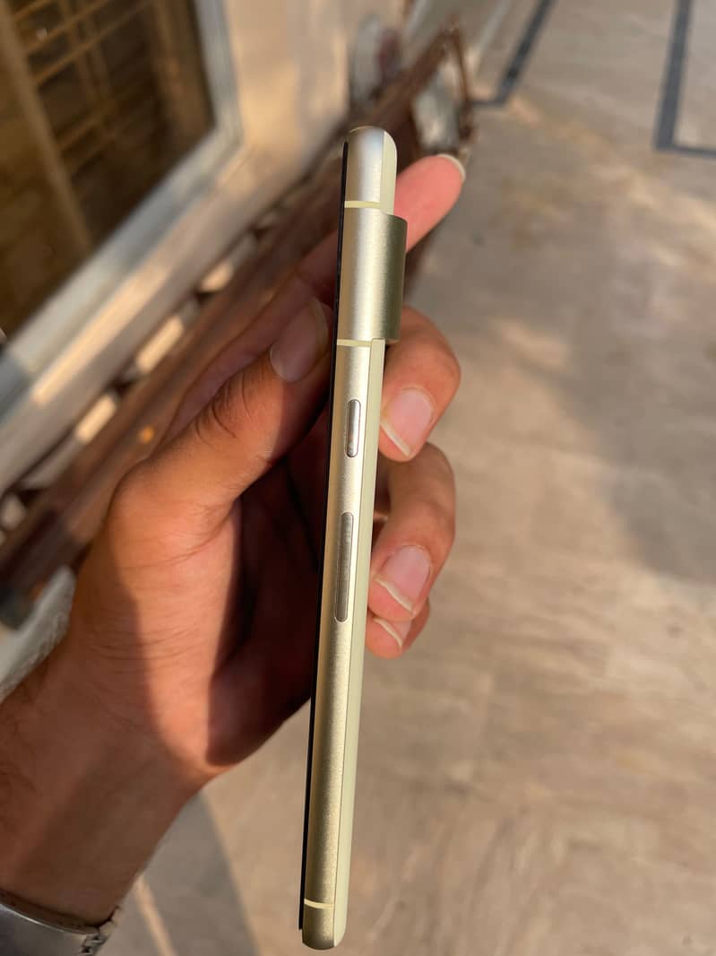 Google Pixel 7 2